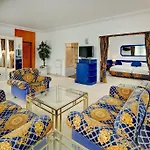 Hotel La Strada 4*