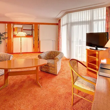Hotel La Strada 4*