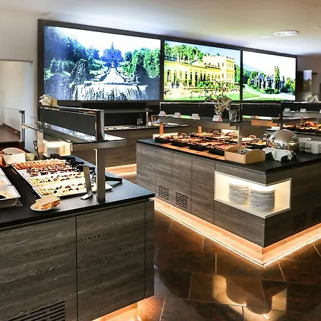 Hotel La Strada 4*