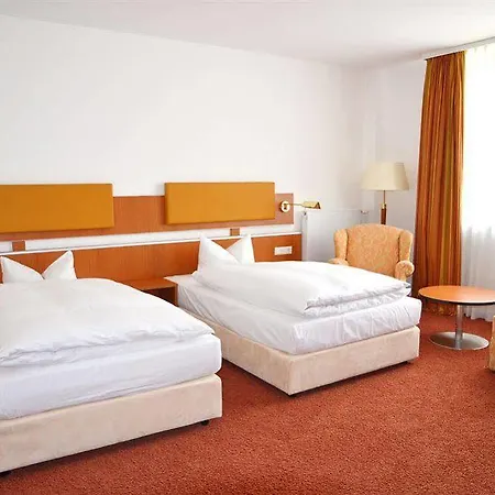 Hotel La Strada 4*